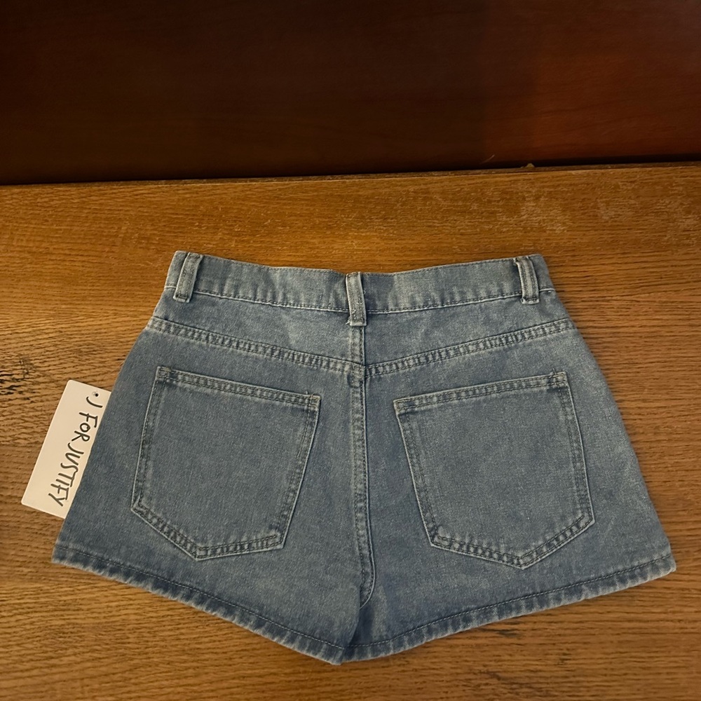 denim jean skirt with pink bows - Picture 7 of 7